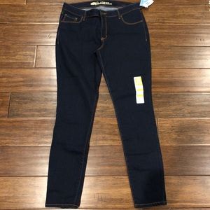NWT Old Navy dark wash jeans